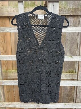 Vintage Crochet Vest – Boho Layering Staple